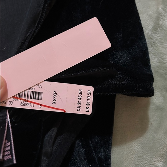 Black Velvet Long Sleeve Bodysuit - Picture 3 of 3